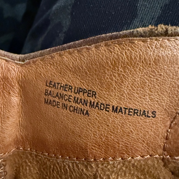 Born Women’s Brown Distressed Leather Western Style Low Boot Size 7.5 - Picture 13 of 13